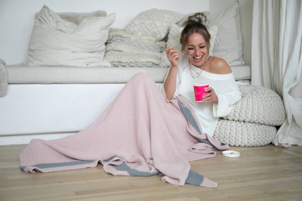 Pink Lemonade - Marici - Light pink/grey
